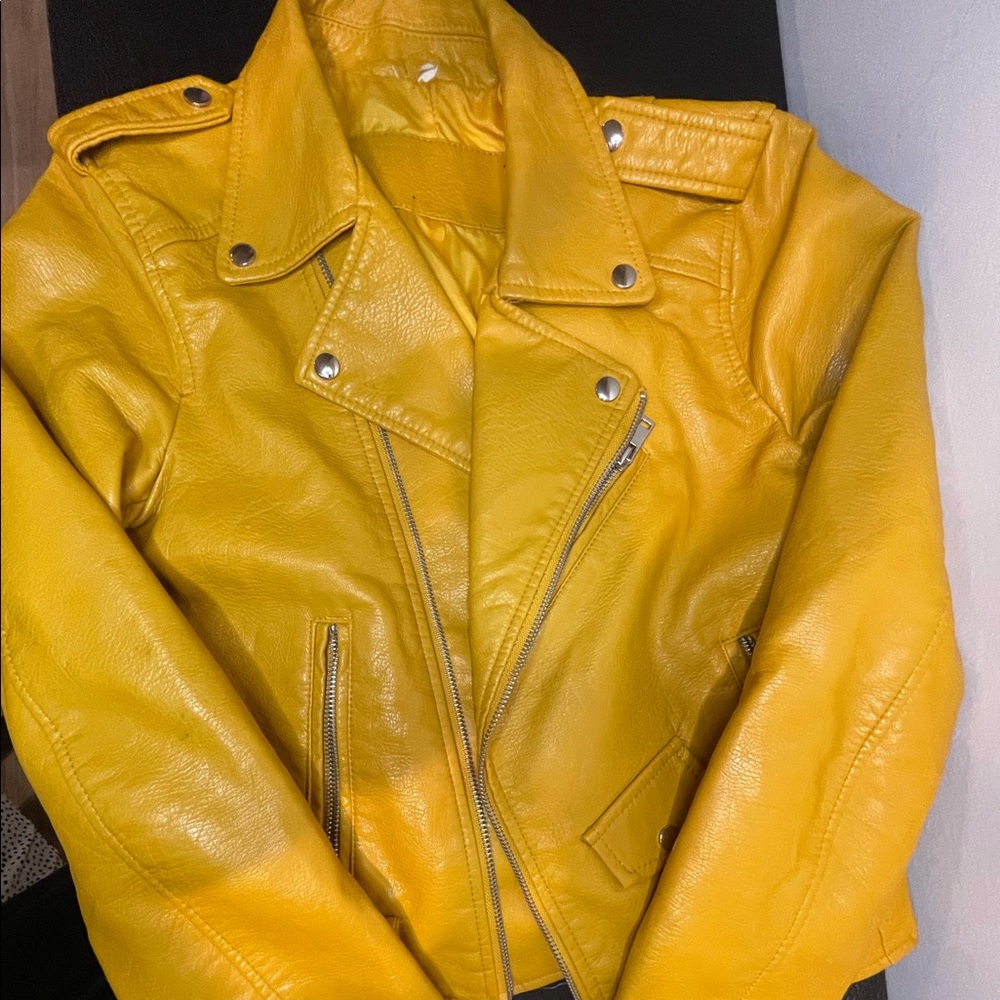 Women’s Jacket (mustard yellow)